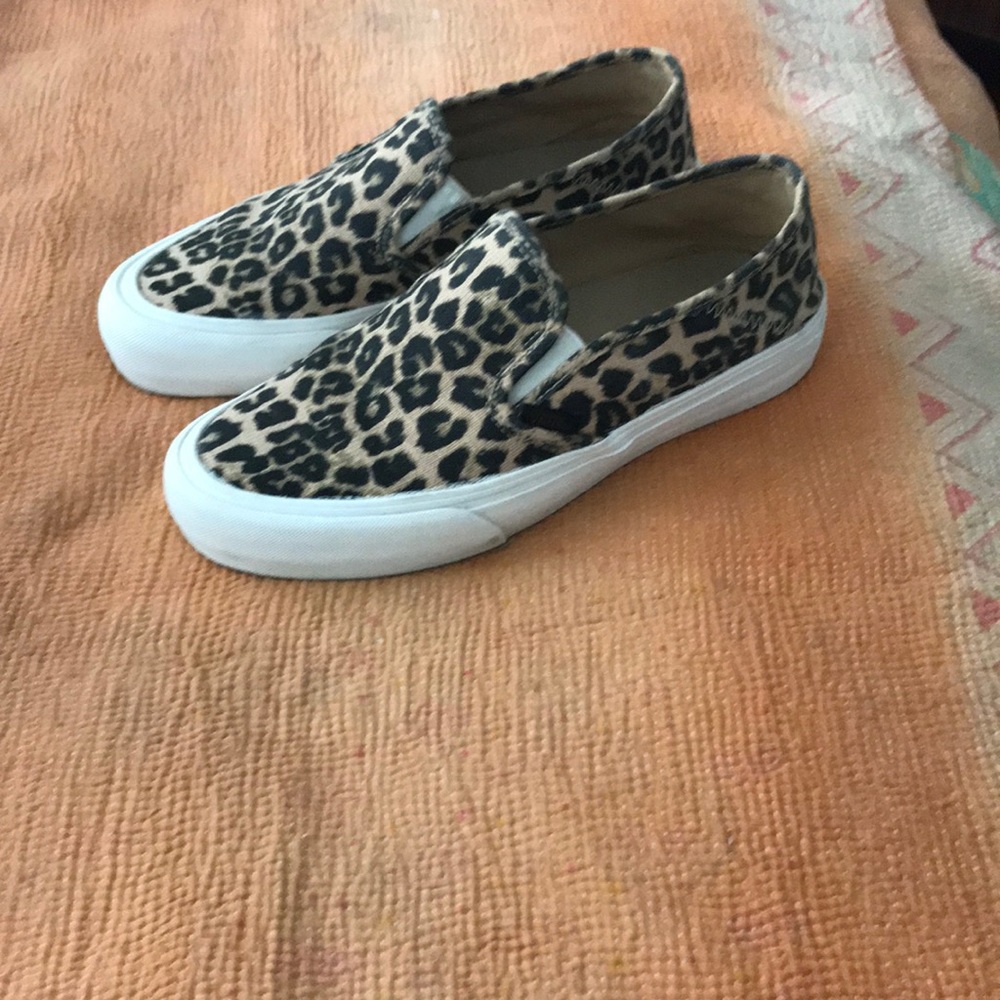 Leopard  Vans!